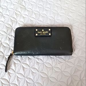 Kate Spade black leather zip wallet